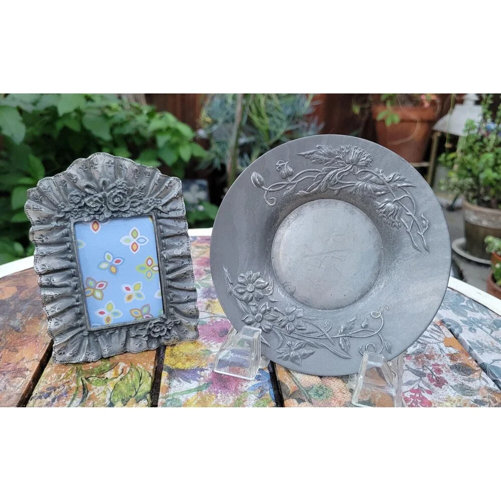 Victorian Pewter Picture Frame – Floral Rose Design, 3x2 Photo - Plus Plate